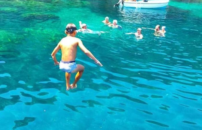 Sail to Paxos and Antipaxos from Corfu and experience some of the clearest waters in Greece. Discover hidden caves, swim in exotic beaches and enjoy a relaxing island cruise.